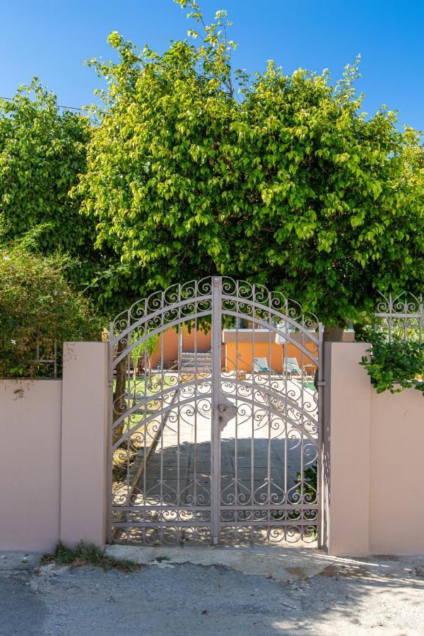 Rea'S Sea House Vila Kato Galatas Exterior foto